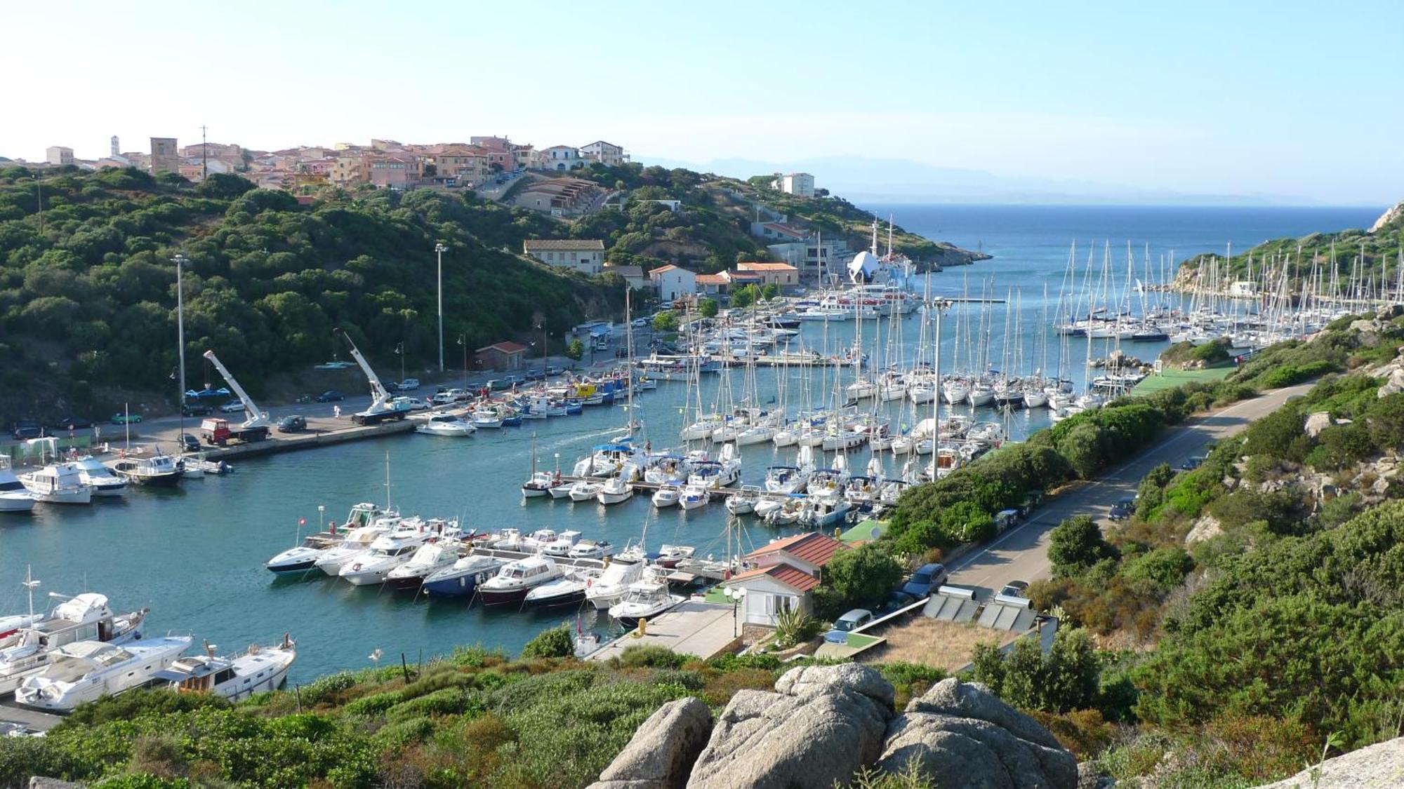 Appartamenti Santa Teresa Gallura Exterior photo